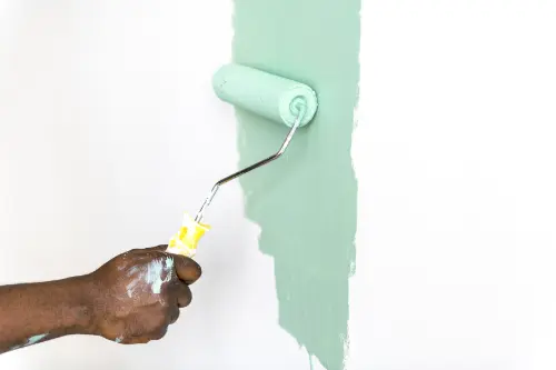 Peinture intérieure d'un salon à Paris